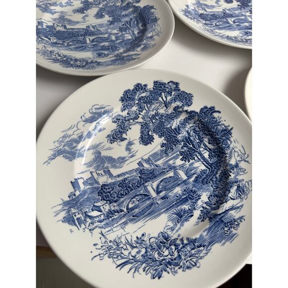 Vintage Wedgwood Dinner Plates Set of 4 Blue Transferware "Countryside" Pattern - Picture 4 of 9